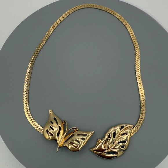 Vintage Gold-Tone Butterfly & Leaf Necklace With Textured Chain 16" - Picture 2 of 11